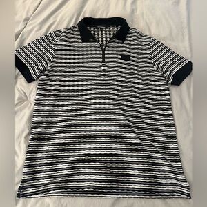 EUC men’s Karl Lagerfeld textured zip up polo size large.